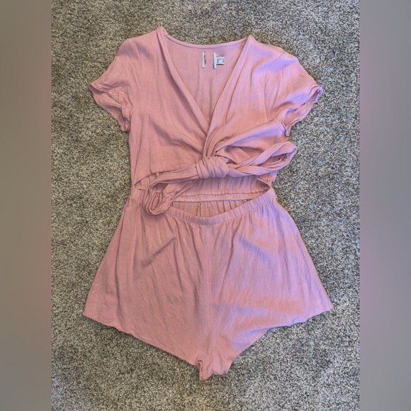 Romper - Picture 3 of 3